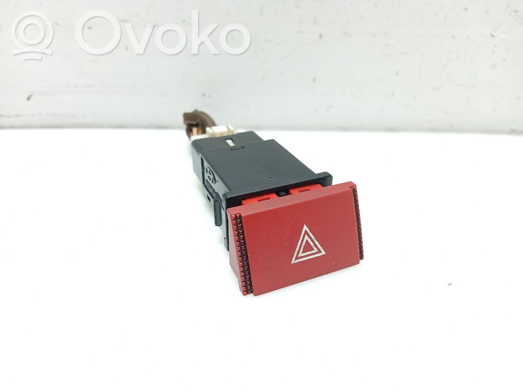 Hyundai Getz Hazard light switch 