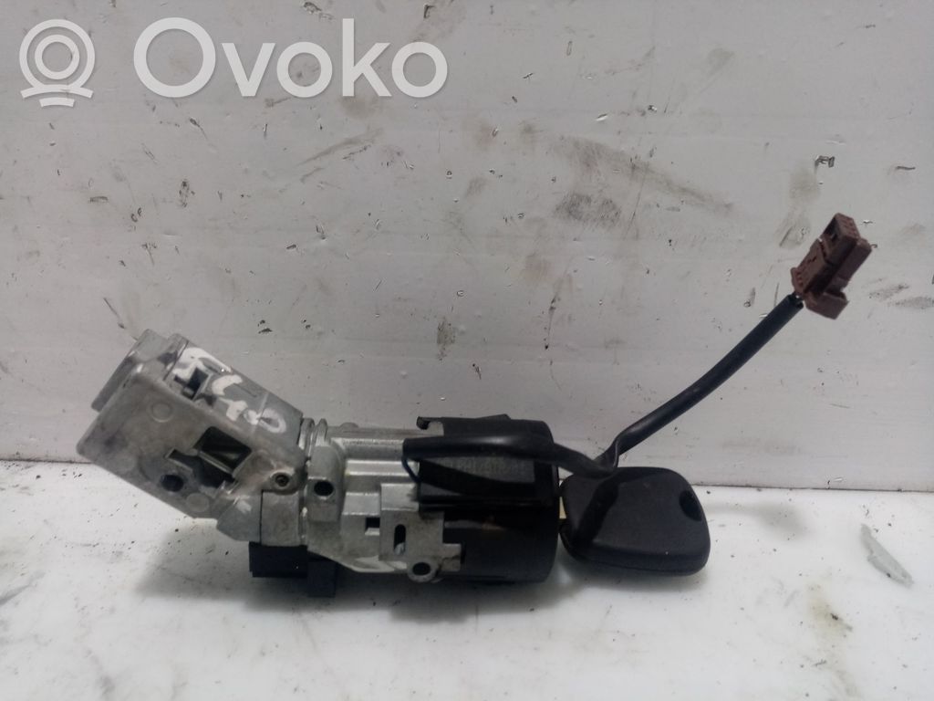Citroen C4 I Užvedimo spynelė 