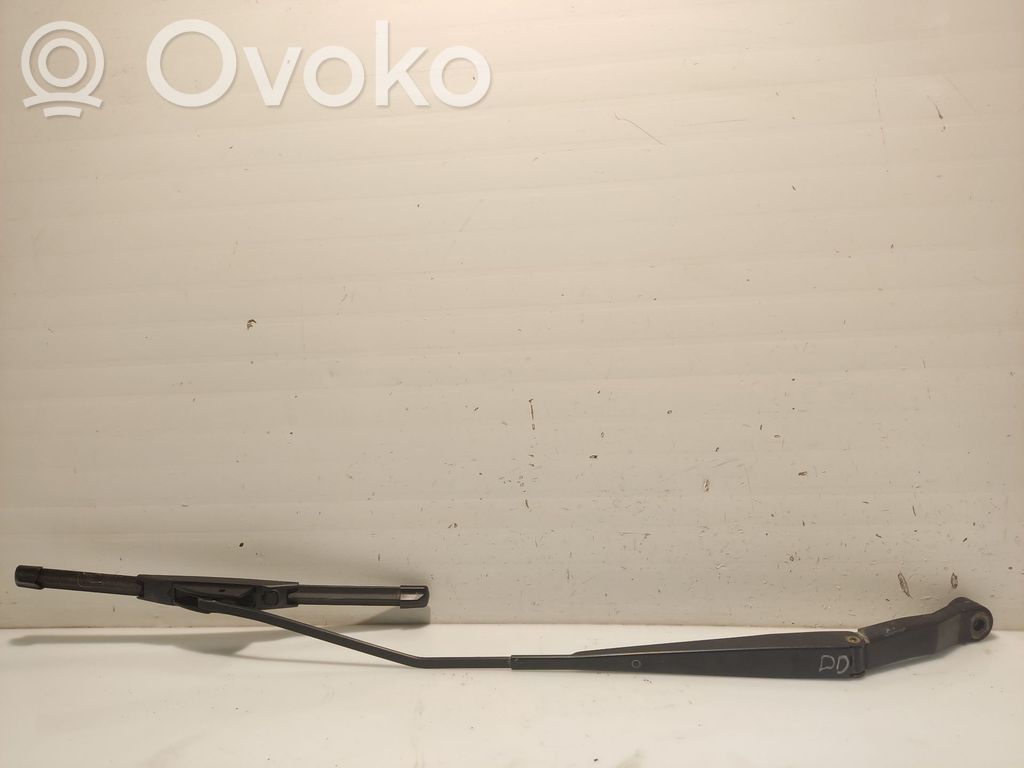 Front wiper blade arm   76610SAAG01