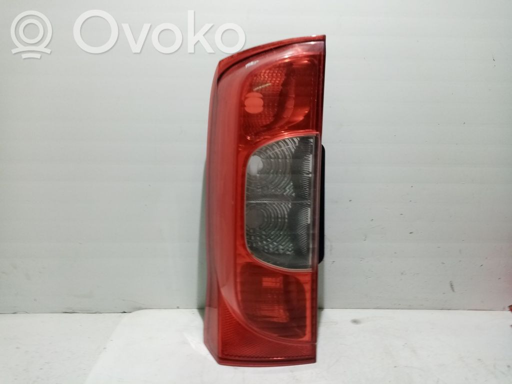 Peugeot Bipper Galinis žibintas kėbule 