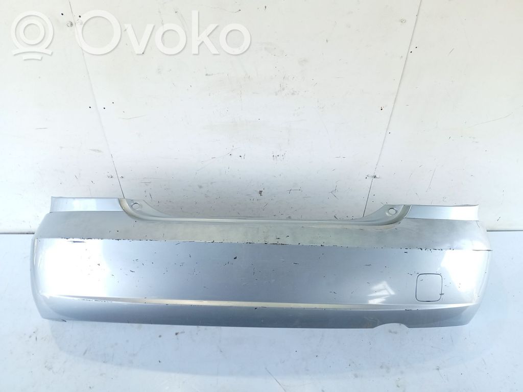 Nissan Almera N16 Parachoques 