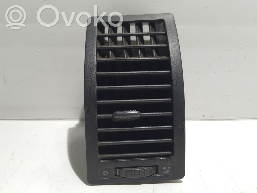 Volkswagen Polo Grilă ventilație centrală