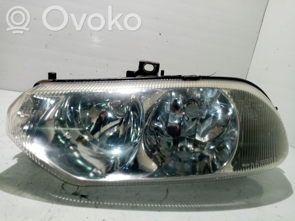 Alfa Romeo 156 Lampa przednia 