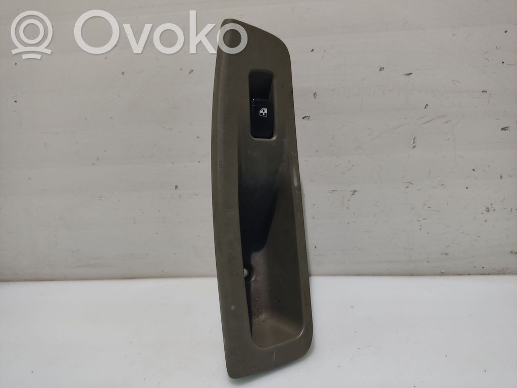 Interruptor del elevalunas eléctrico   621W04790