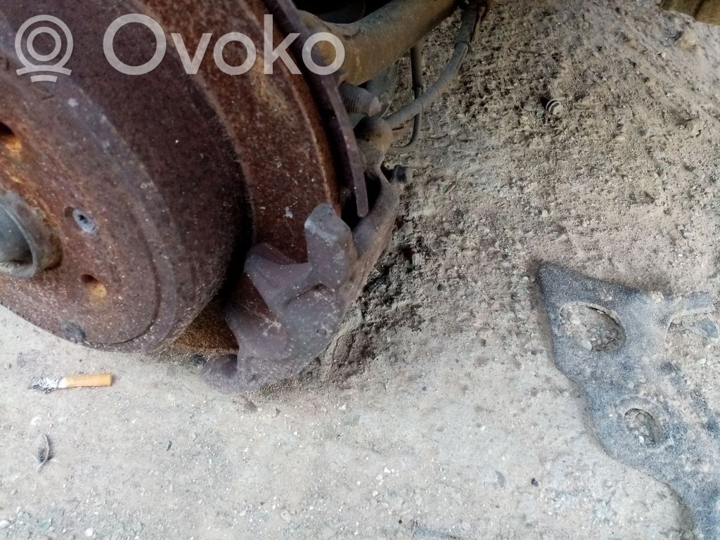 Peugeot 406 Tylny zacisk hamulcowy 
