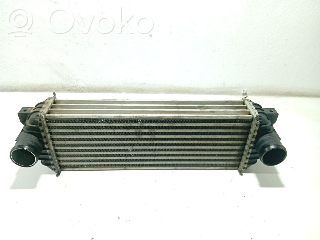 Ford Transit Interkūlerio radiatorius 