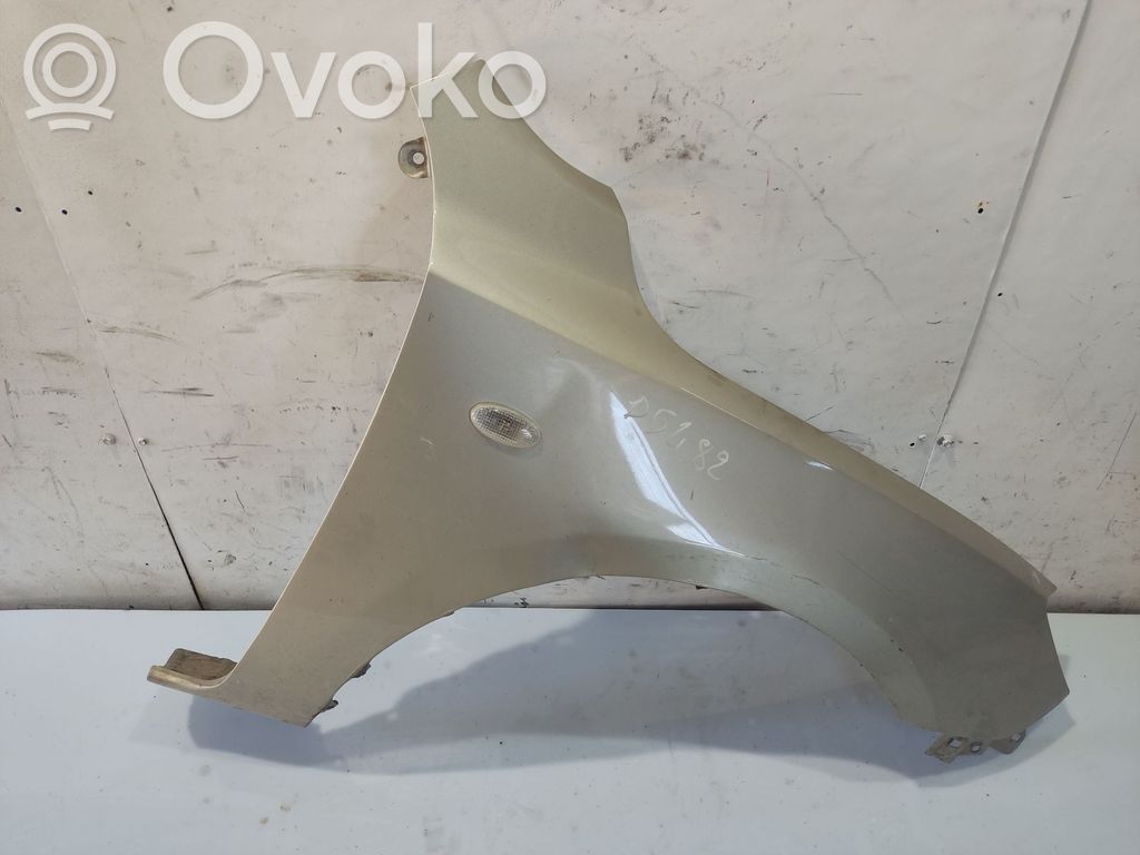 Mazda 3 Sparnas 