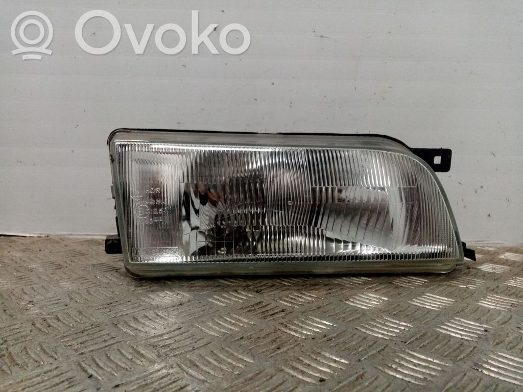 Lampa przednia