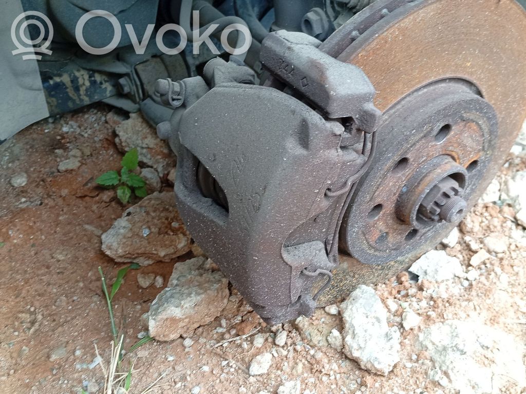Opel Combo C Etujarrusatula 