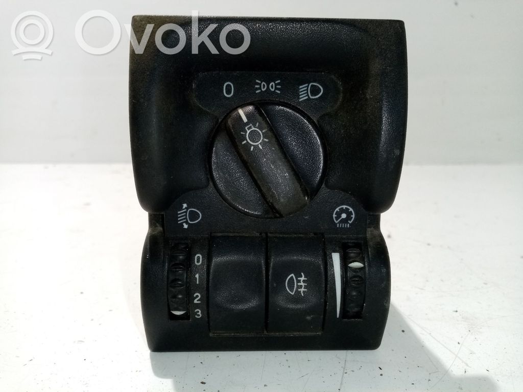 Panel lighting control switch   09228134