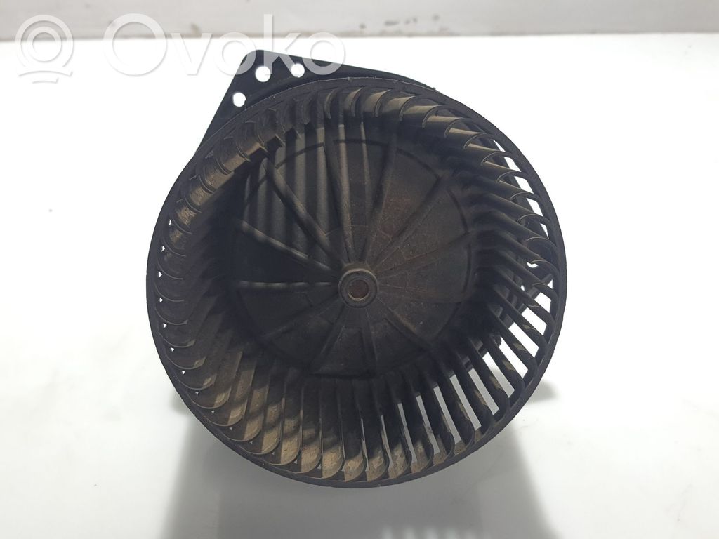 Nissan Serena Ventola riscaldamento/ventilatore abitacolo 