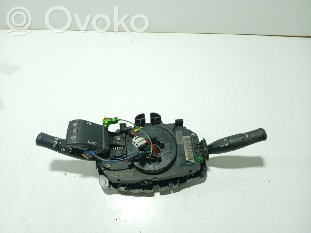 Interruptor de control multifunción   8200155865,8200155865