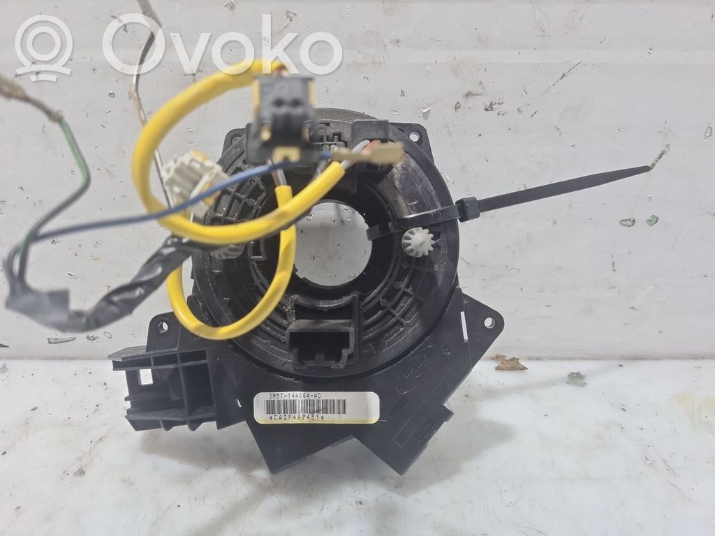 Ford Focus Vairo oro pagalvė 