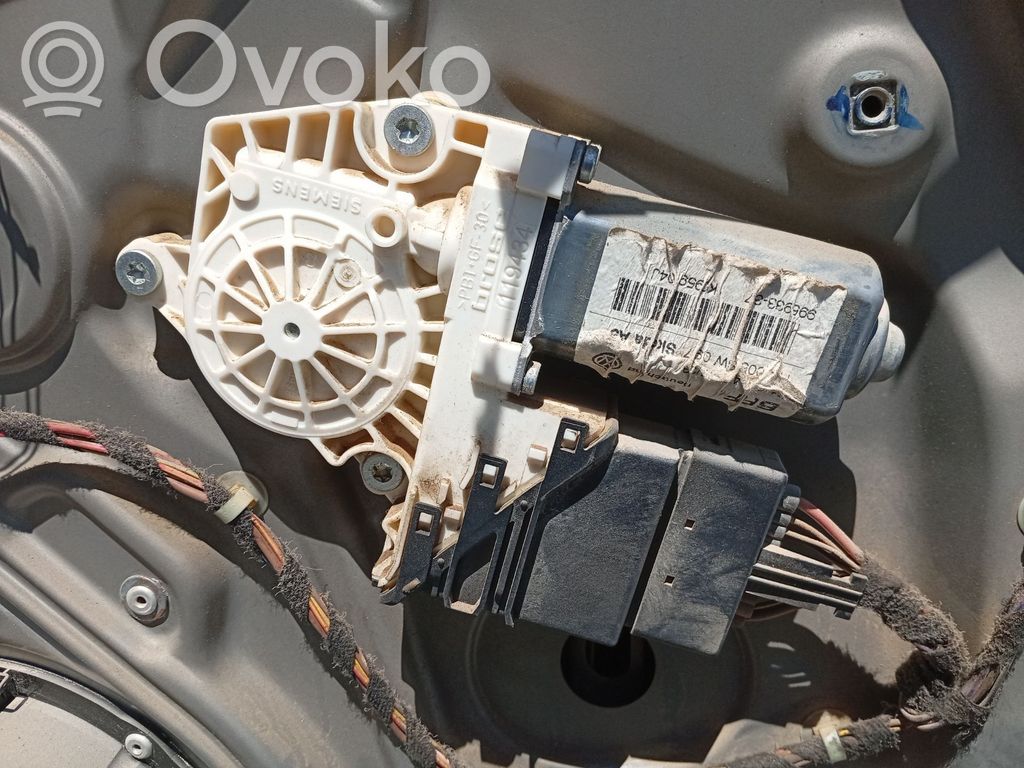 Skoda Octavia Mk2 (1Z) Silniczek podnoszenia szyby drzwi tylnych 