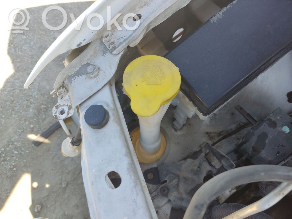 Nissan Almera N16 Zbiornik płynu do spryskiwaczy szyby przedniej / czołowej 