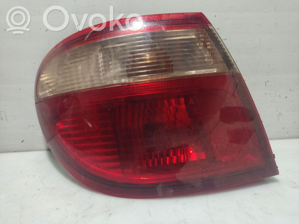 Nissan Almera N16 Lampa tylna 