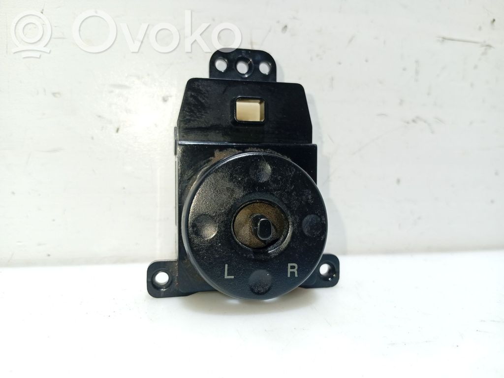 Hyundai Sonata Interruptor del espejo lateral 