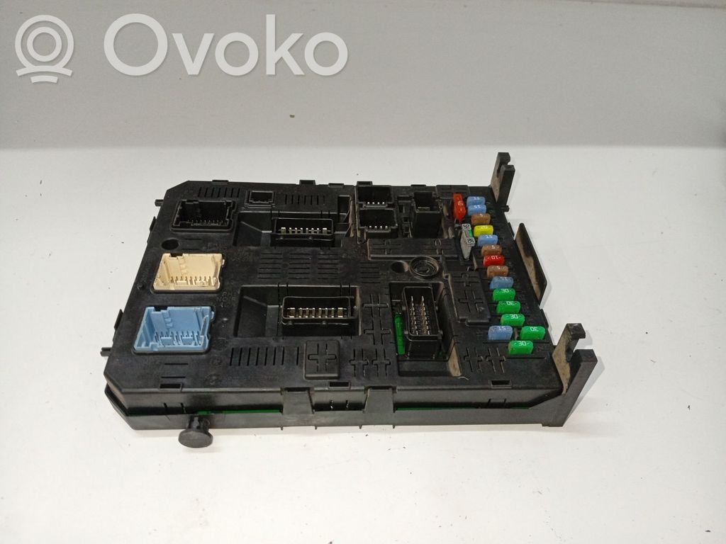 Citroen C4 Grand Picasso Set scatola dei fusibili 
