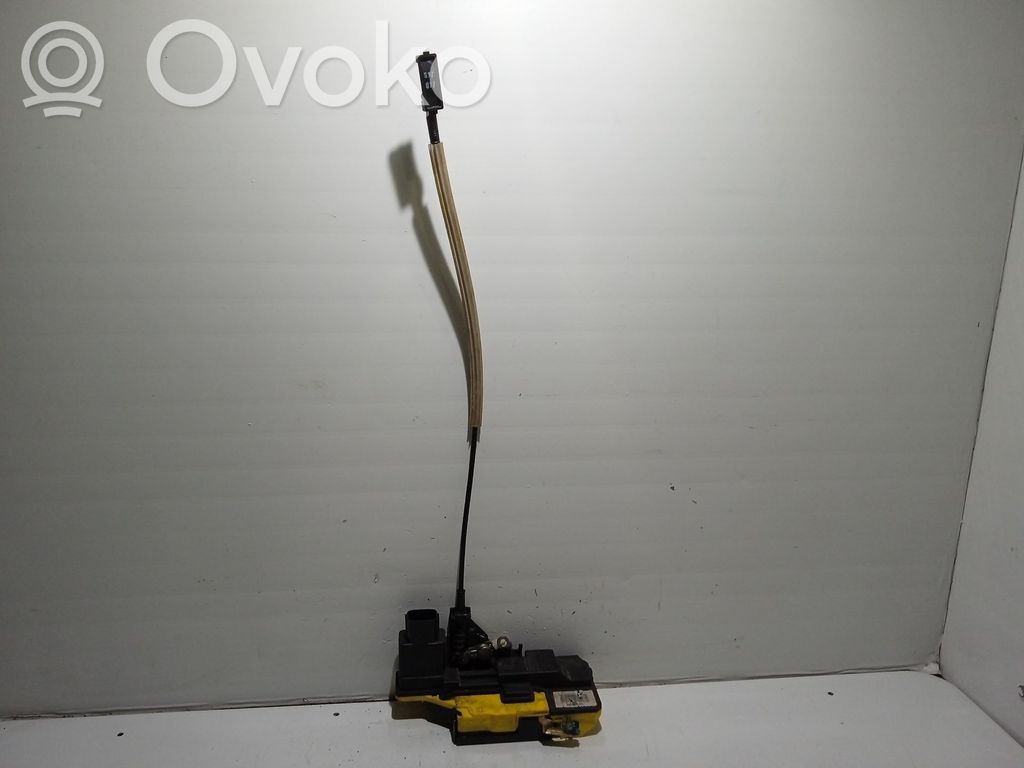 Volvo V70 Rear door lock 