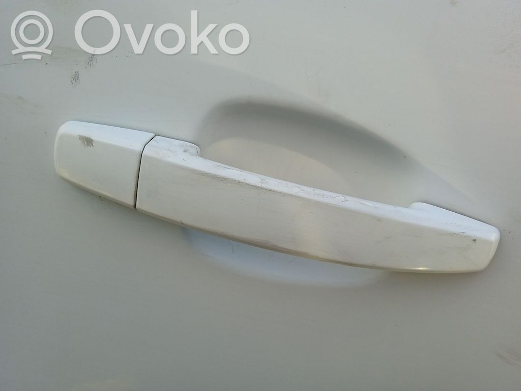 Opel Zafira B Внешняя ручка 