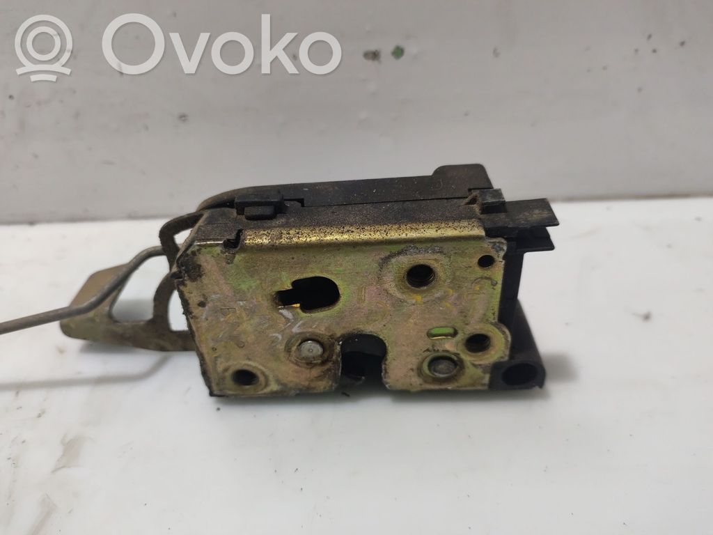 Peugeot Boxer Zamek drzwi przednich 
