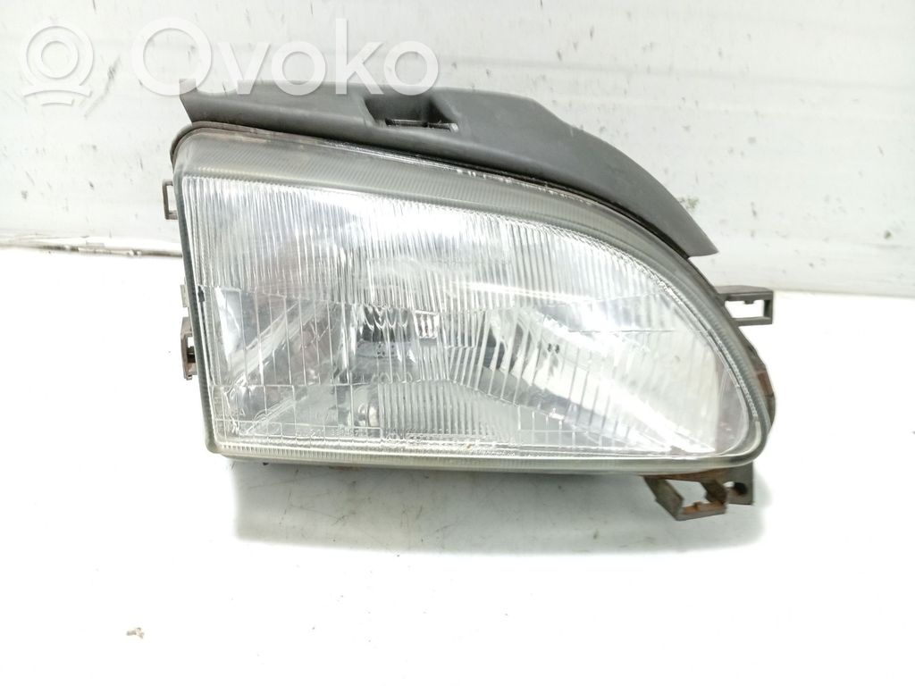 Seat Arosa Lampa przednia 