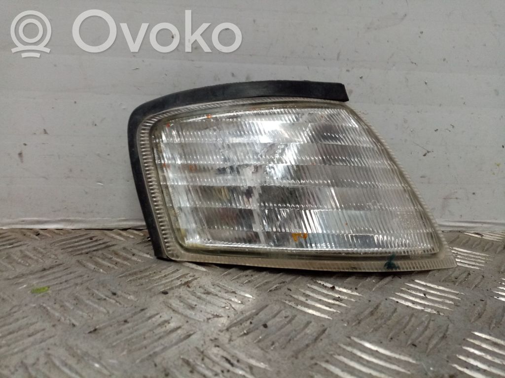 Nissan Primera Frontblinker 