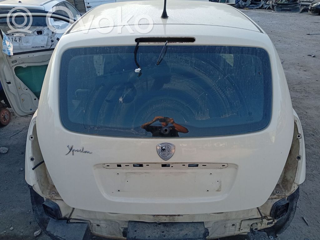 Lancia Ypsilon Tailgate/trunk/boot lid 