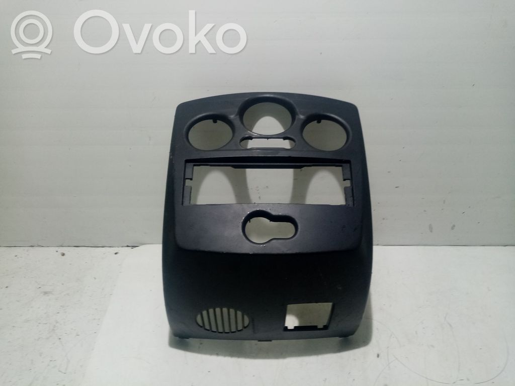 Renault Clio III Otros repuestos del interior 