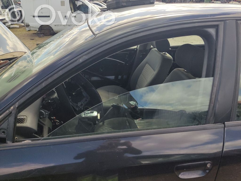 Audi A6 S6 C6 4F Etuoven ikkunalasi, neliovinen malli