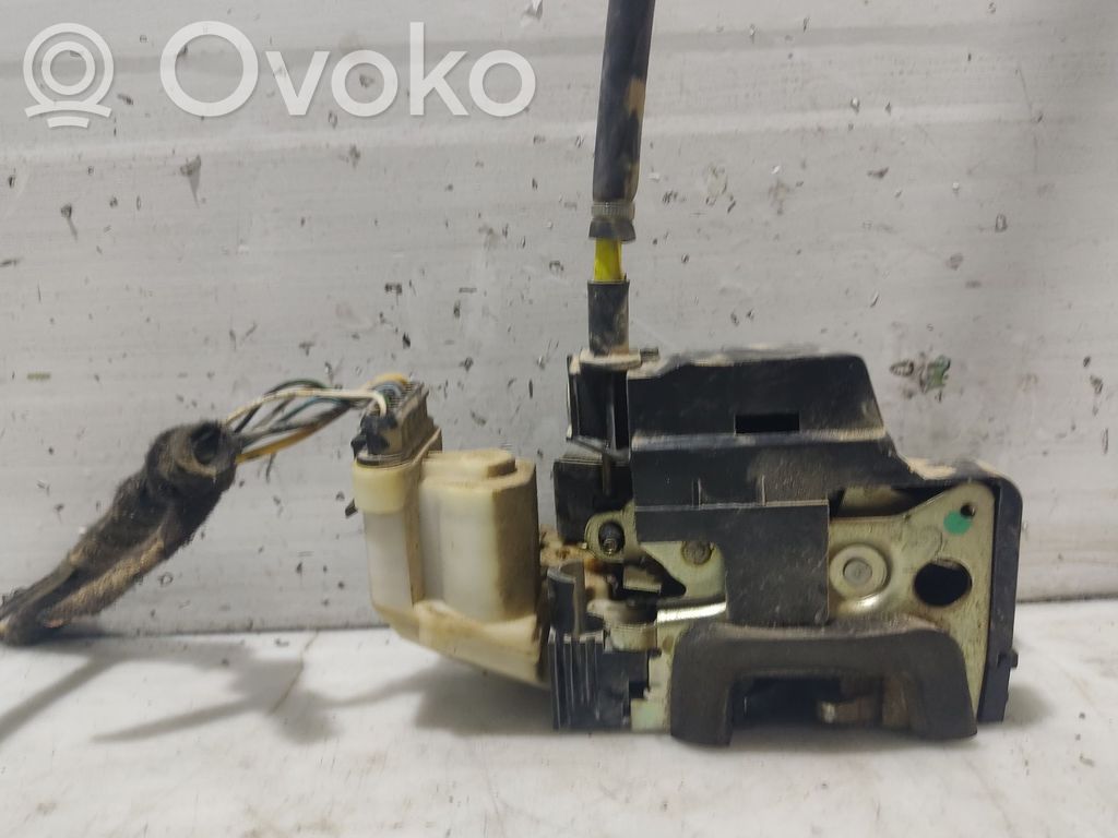 Fiat Doblo Zamek drzwi przednich 