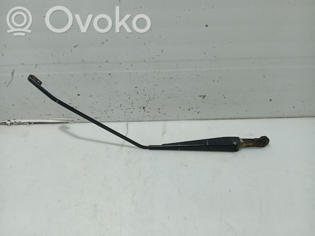 Renault Megane I Wischerarm Heckscheibe 