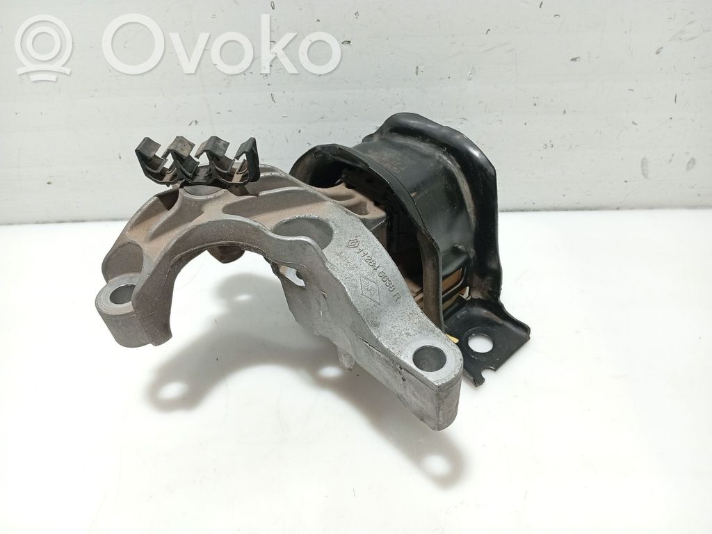 Dacia Sandero Engine mount bracket 