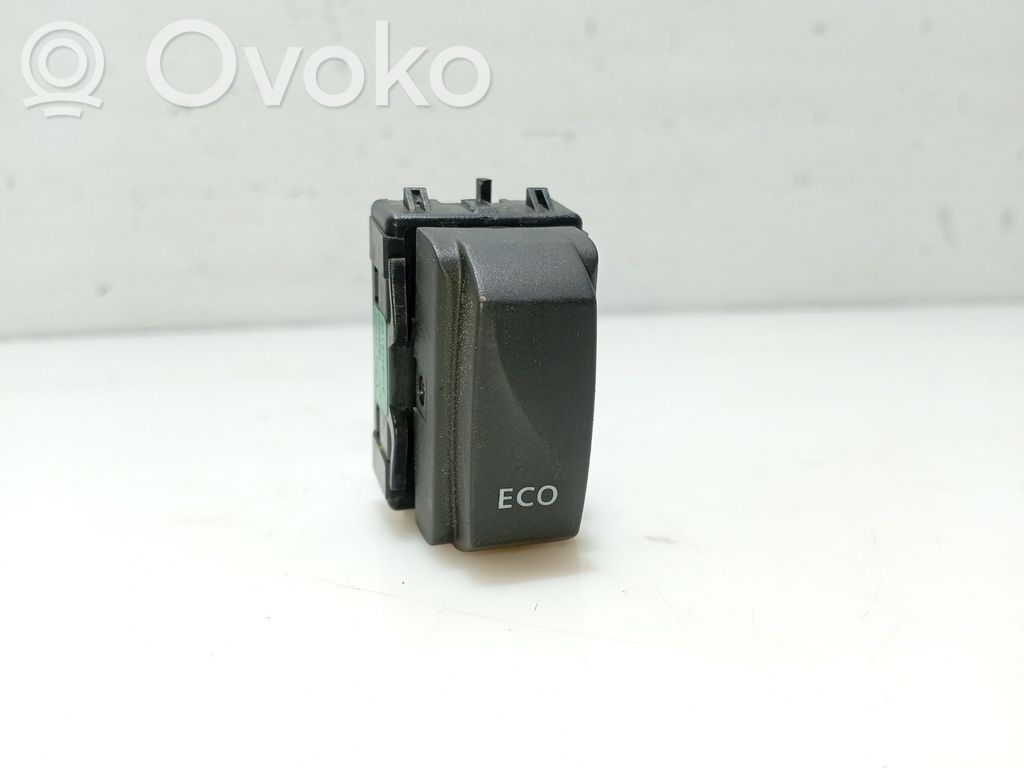 Dacia Sandero Other switches/knobs/shifts 