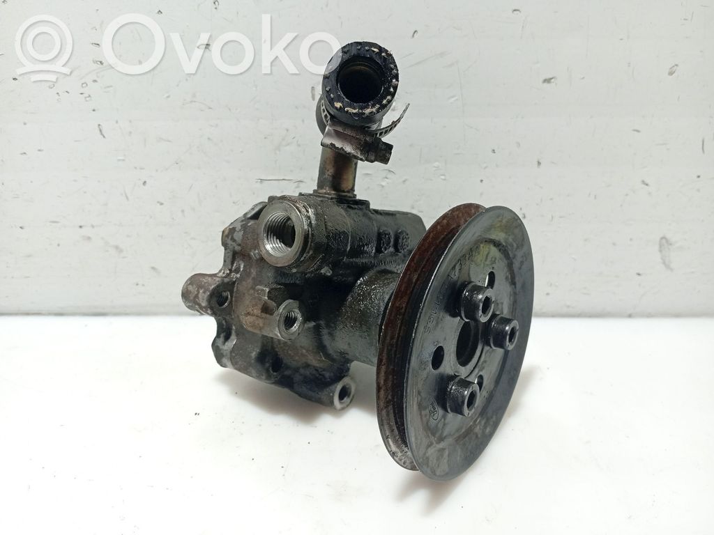 Ohjaustehostimen pumppu   7M0145157AA,7M0145157AB
