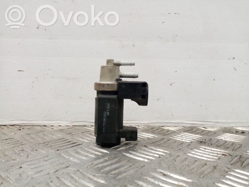KIA Carens III Pompe à air secondaire 