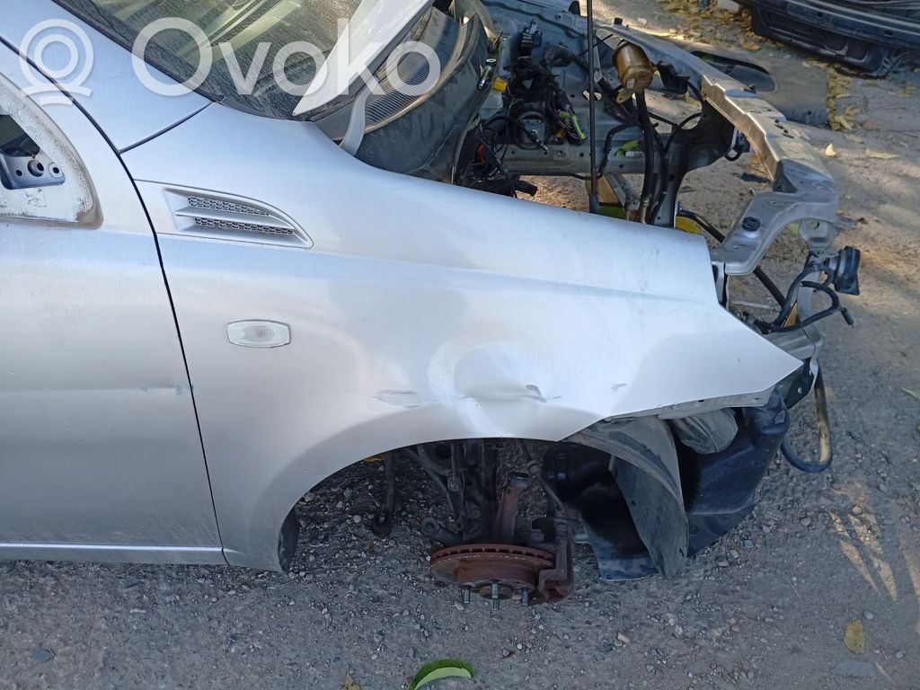 Chevrolet Aveo Sparnas 