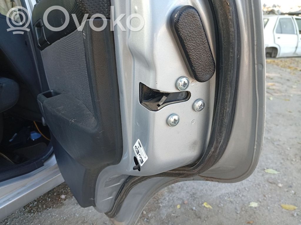 Chevrolet Aveo Takaoven lukko 