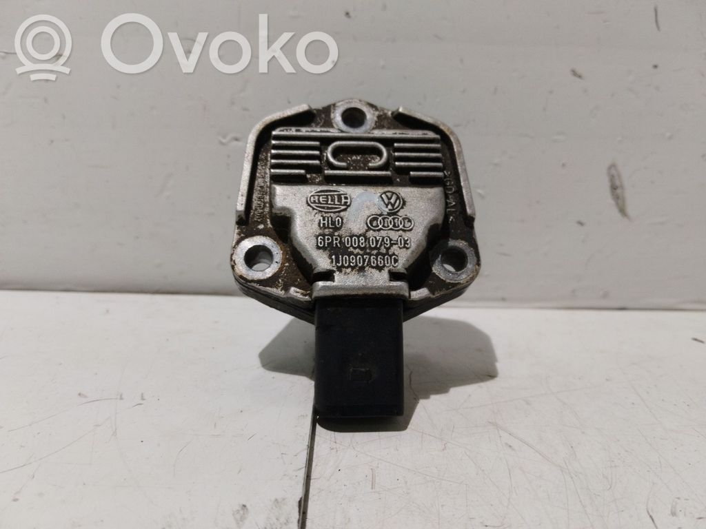 Audi A3 S3 8P Sensor 