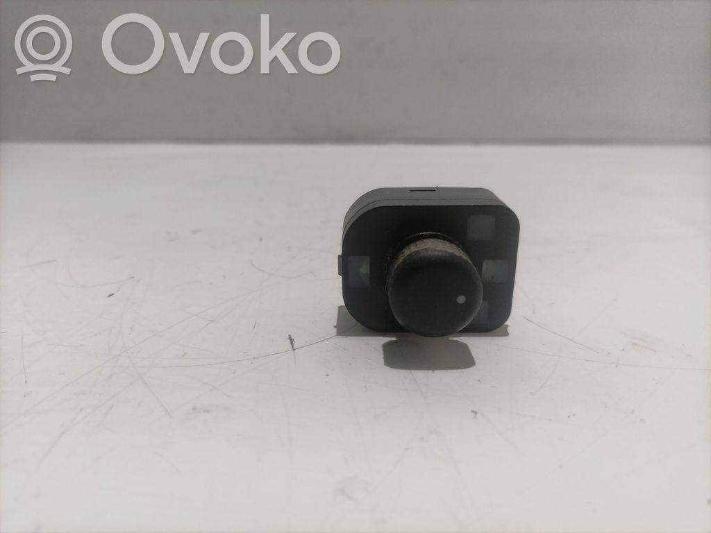 Seat Leon (1P) Wing mirror switch 