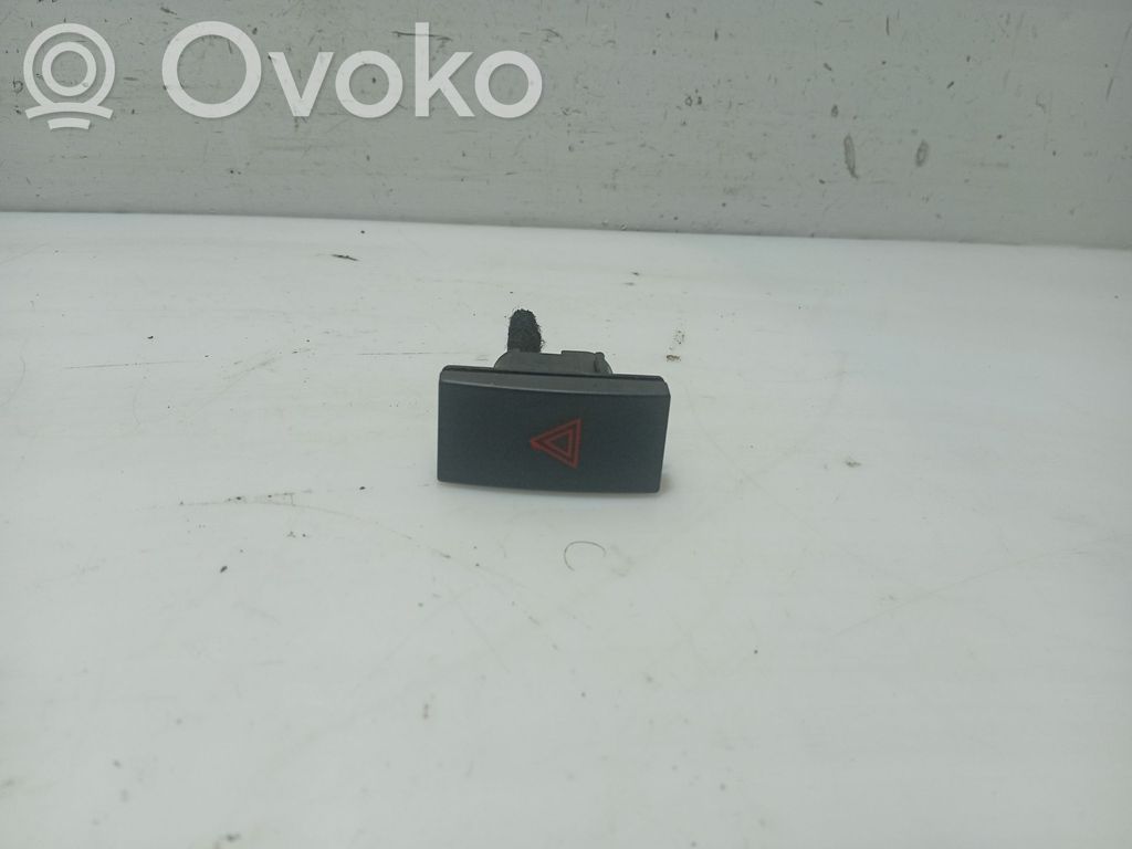 Botón interruptor de luz de peligro   13A350AB,3M5T