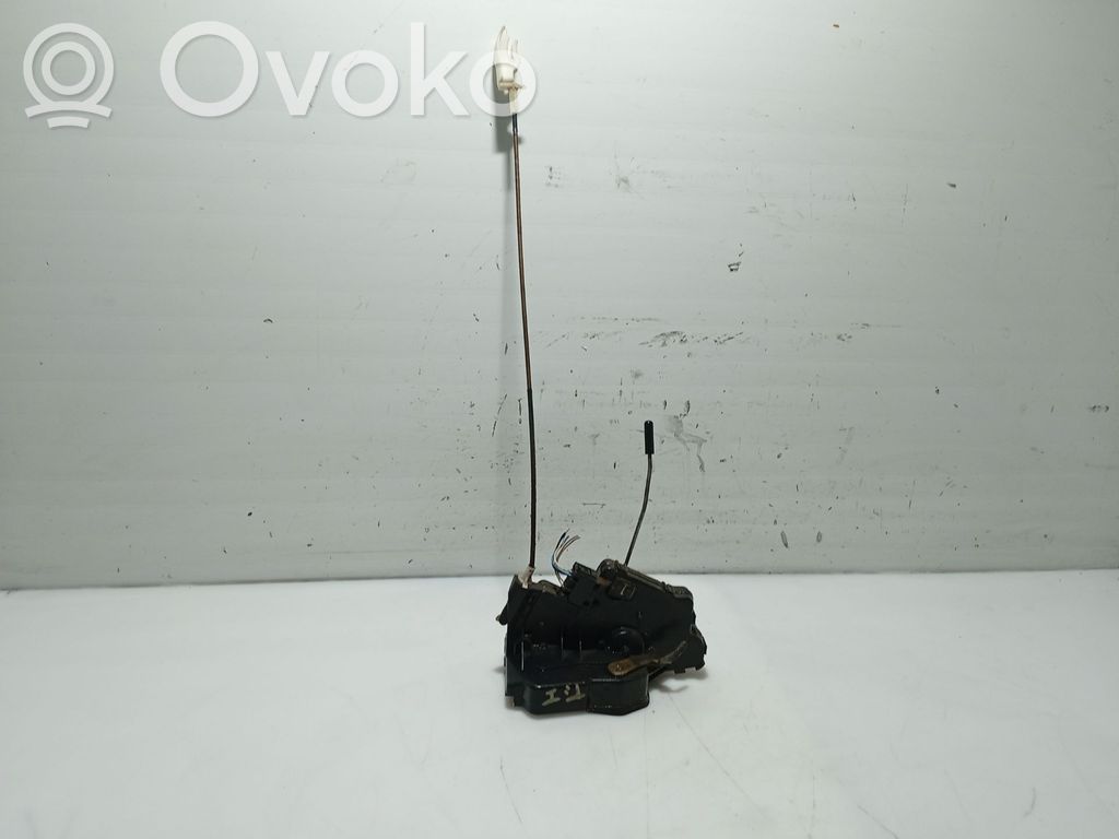 Cerradura de puerta trasera   51227011245