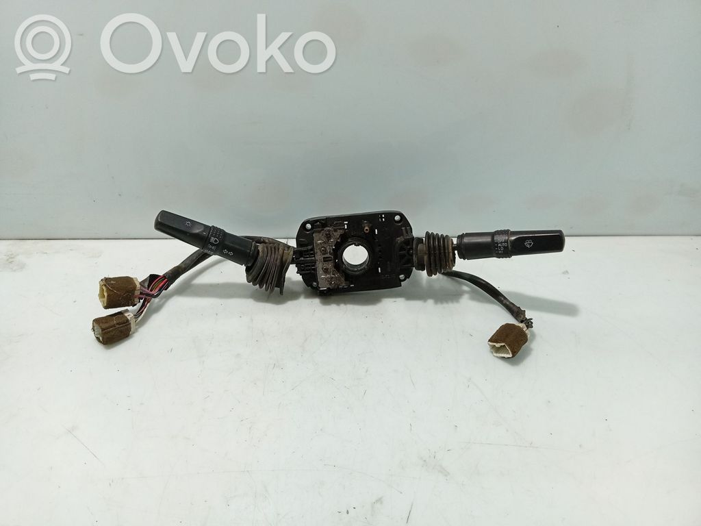 SsangYong Musso Przełącznik / Przycisk kierownicy
