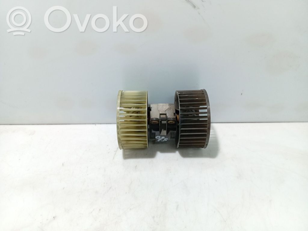 BMW 3 E36 Pečiuko ventiliatorius/ putikas 