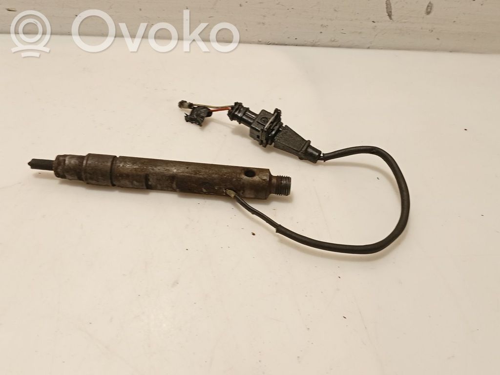 Renault Megane I Inyector de combustible 