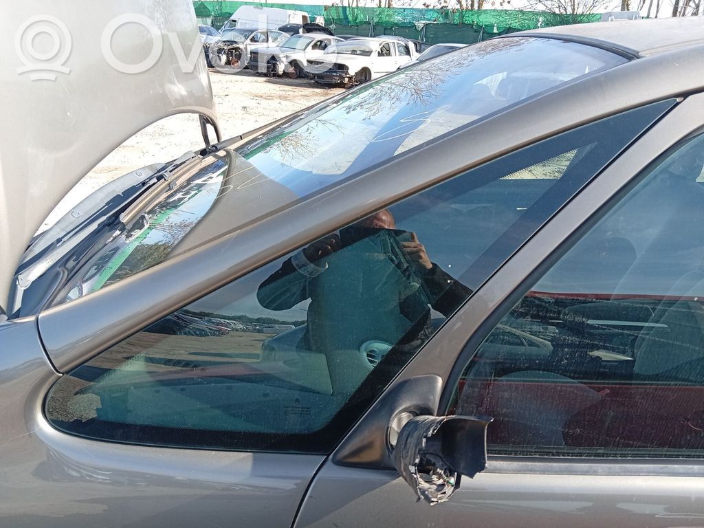 Citroen Xsara Finestrino/vetro triangolo anteriore 