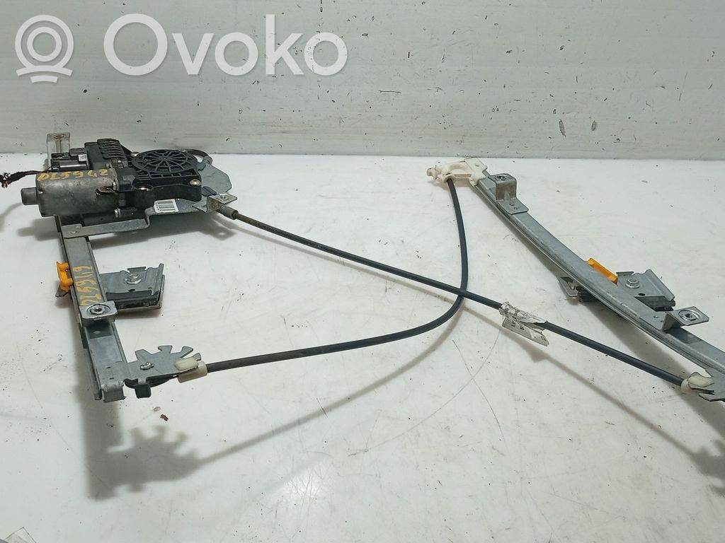 Ford Mondeo Mk III Manualny podnośnik szyby drzwi przednich 