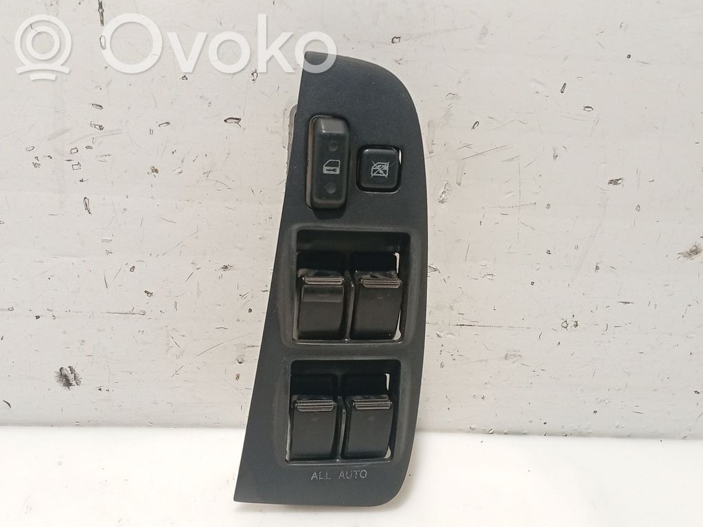 Toyota Avensis T250 Przyciski szyb 