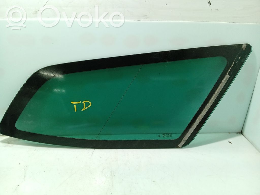 Citroen C5 Rear side window 
