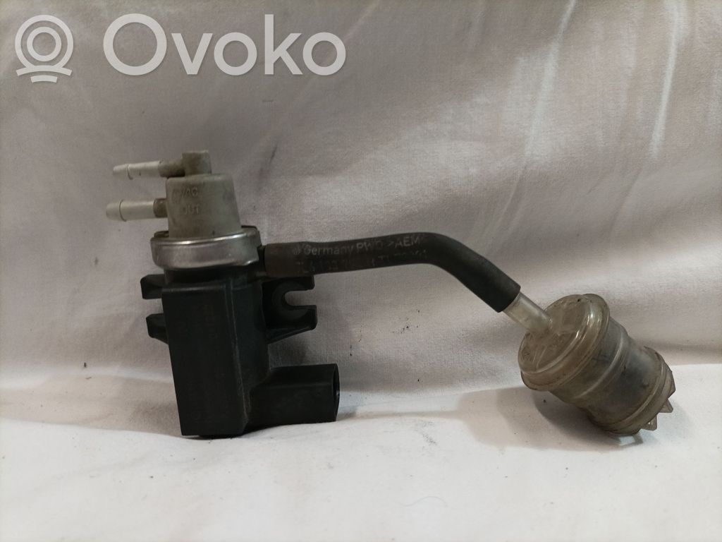 Volkswagen Touareg III Pompe à air secondaire